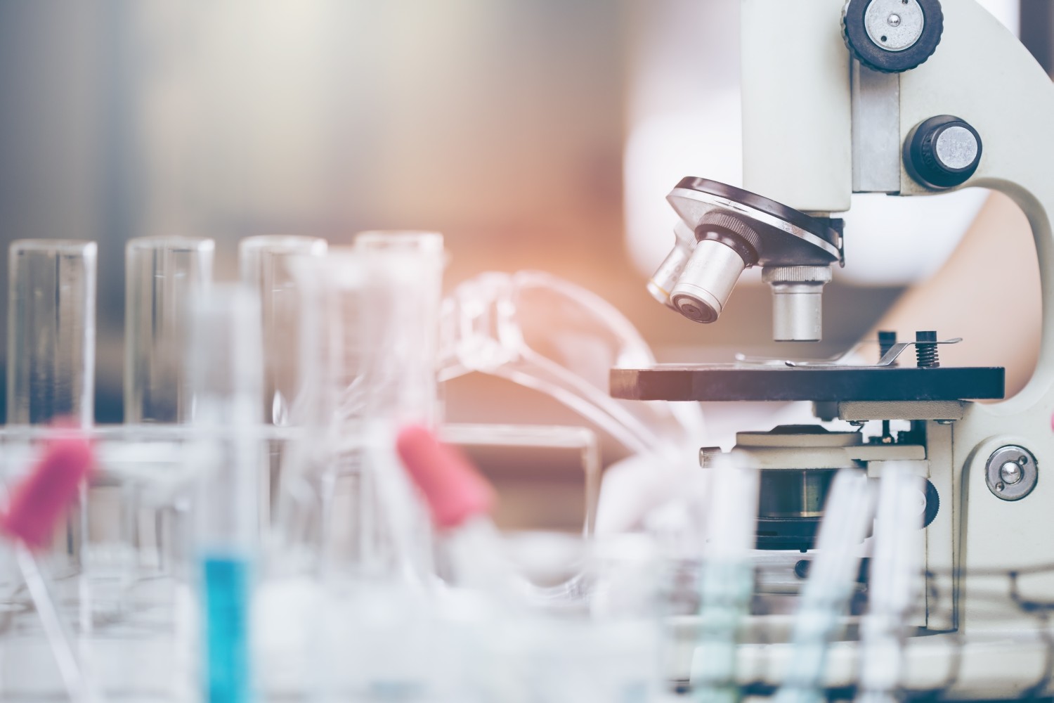 Eisai Pharma AG - Unternehmen - Eisai ist eines der weltweit führenden pharmazeutischen Unternehmen mit Hauptsitz in Japan