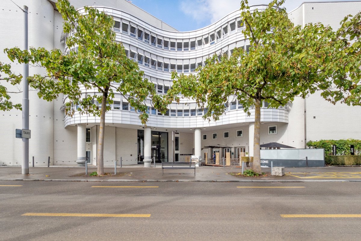 backbone_54079_070_WEB-1200 Die Eisai Pharma AG ist die Schweizer Niederlassung der Eisai Group, einem forschenden Pharmaunternehmen mit Hauptsitz in Tokio, Japan.